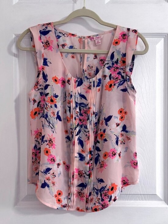 Candie's Tops - Candie's Floral Sleeveless Blouse Pink Multi Pleated Front Top Size Medium NWOT